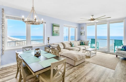 Rare unobstructed high floor Gulf Front wraparound
