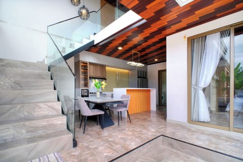 Luxury Villa | Private kitchen | Dining tables