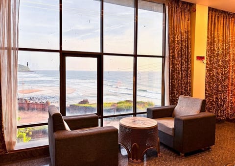 Excutive Room | Free WiFi, bed sheets
