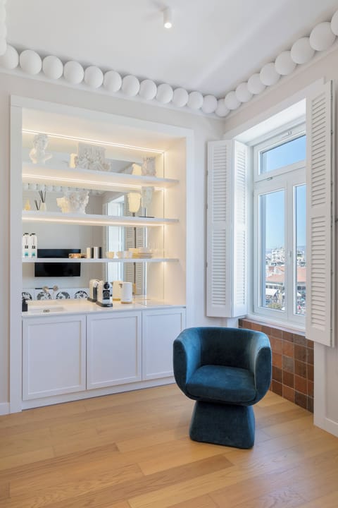 Apartment (Apollon) | Private kitchen | Mini-fridge, stovetop, cookware/dishes/utensils