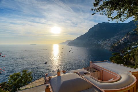 Activities, Amenities, Balcony / Terrace / Patio, Building Exterior, Garden, Pool, Spring, Summer, Wellness