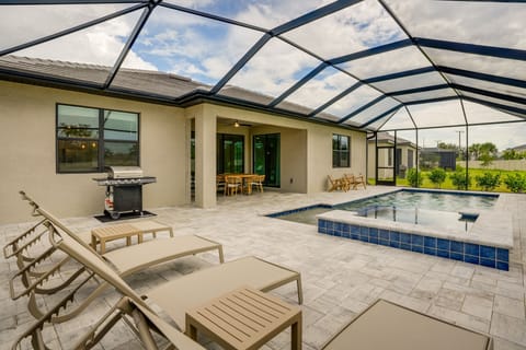 Fort Myers Vacation Rental | 3BR | 3BA | Step-Free Access | 2,444 Sq Ft