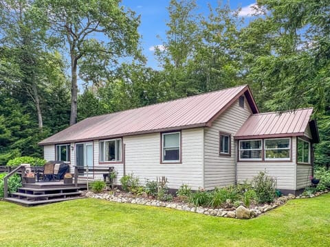 Camp 173 on Lake Easka