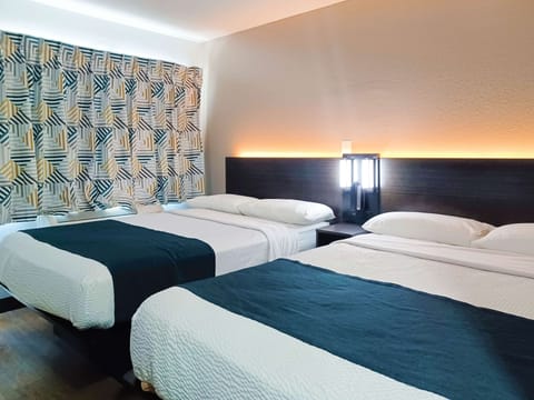 Desk, laptop workspace, iron/ironing board, free WiFi