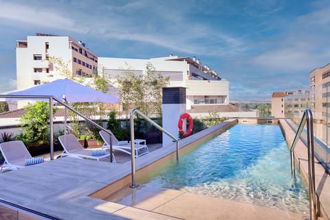 Rooftop pool