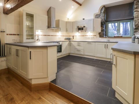 Fridge, dishwasher, electric kettle, toaster
