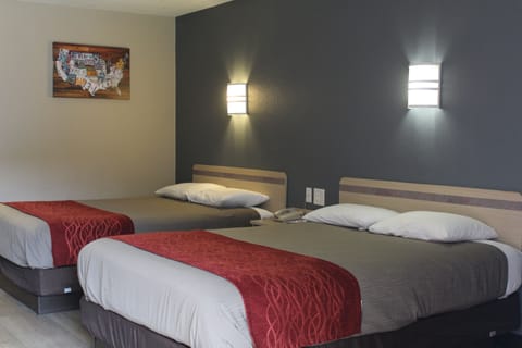 Desk, laptop workspace, blackout drapes, free WiFi