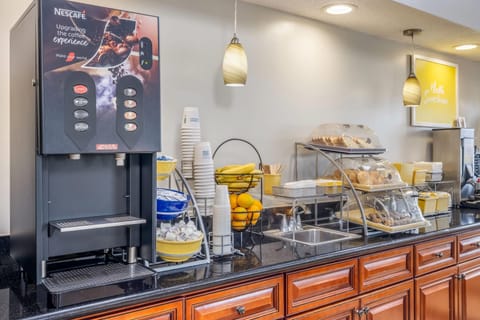 Free daily on-the-go breakfast