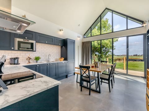 Fridge, dishwasher, electric kettle, toaster