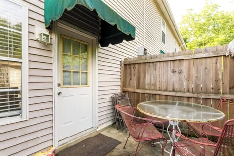 Private outdoor/patio area off the kitchen