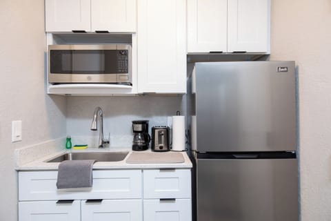 Free WiFi, bed sheets, wheelchair access