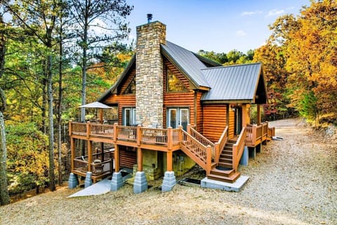 The Dancing Rabbit Lodge sits nestled among acres of gorgeous pines in Broken Bow.