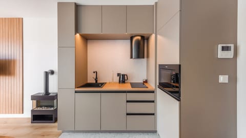Private kitchenette