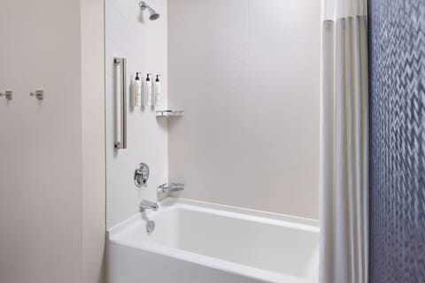 Room, 2 Queen Beds | Bathroom