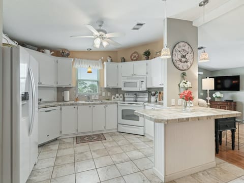 4-_OpulentREMedia-10