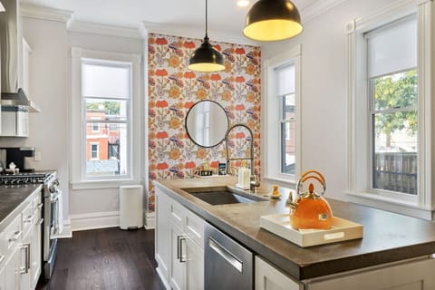 Sink in the kitchen island