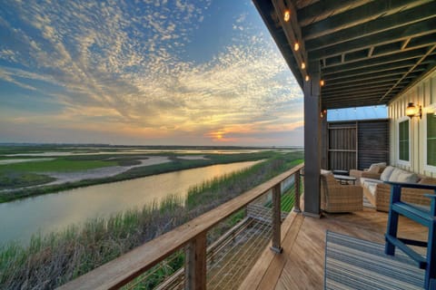 House (3 Bedrooms) | Front of property