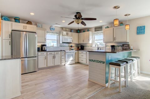 Atlantic Views-Kitchen