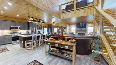 Cabin, 5 Bedrooms | Private kitchen | Fridge, oven, coffee/tea maker, toaster