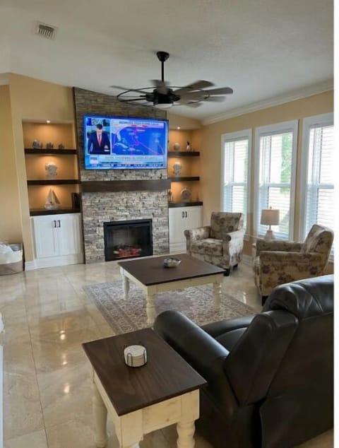 beautiful living room



