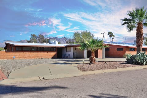 Classic Mid-Century Tucson Ranch Style