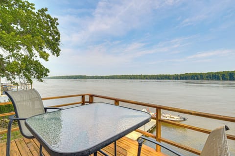 Fulton Vacation Rental | 2BR | 1BA | Stairs Required | 1,200 Sq Ft