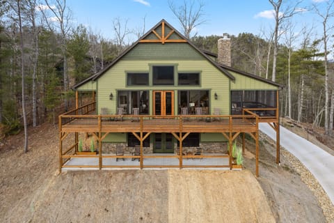 Front Exterior of the Cabin