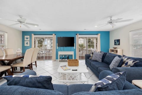 Spacious Open Plan Living 