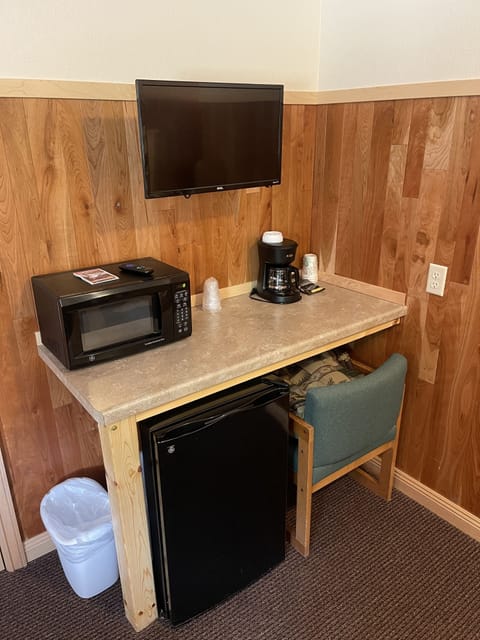 Basic Room | Free WiFi, bed sheets