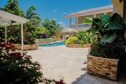 Apartment, 1 Bedroom, Patio, Garden View | Terrace/patio