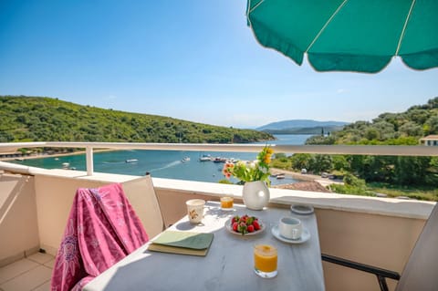 Amazing panoramic sea views
