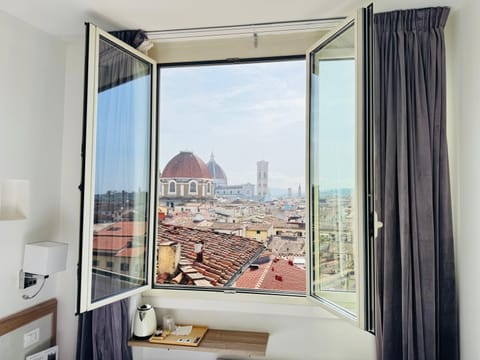 Exclusive Double or Twin Room | Egyptian cotton sheets, premium bedding, down comforters, minibar