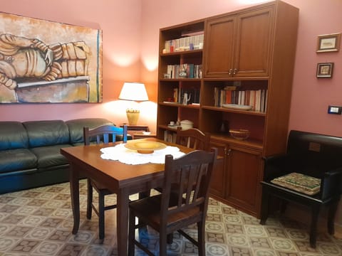 Apartment, 1 Bedroom, Smoking | Lounge