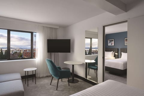 Family Room | In-room safe, desk, blackout drapes, soundproofing