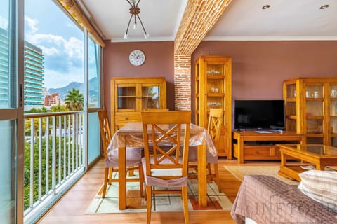 Communal lounge/ TV room,Living room,Dining area