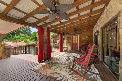 Hickory Vacation Rental | 1BR | 2BA | Step-Free Access | 800 Sq Ft