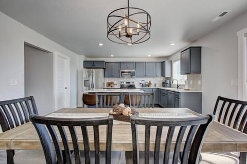 Intimate Dining Table