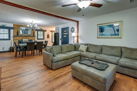 House (3 Bedrooms) | Front of property