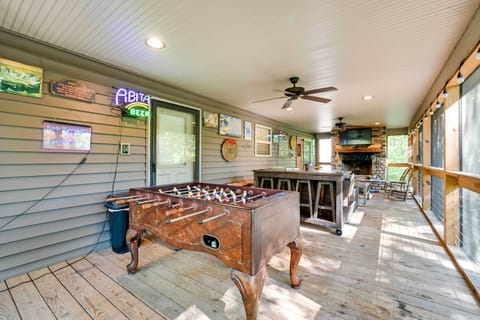 Leitchfield Vacation Rental | 4BR | 2.5BA | 2,000 Sq Ft | Step-Free Entry