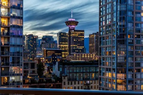 Beautiful views at night from the balcony, spectacular at night