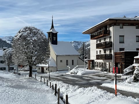Holiday Home Exterior [winter]
