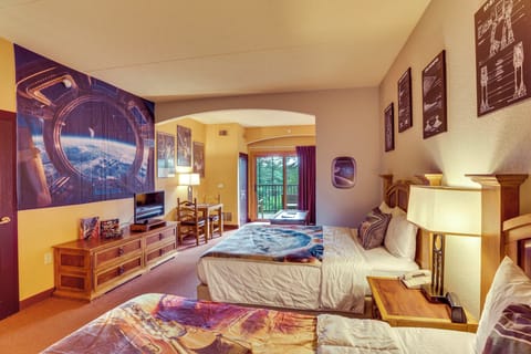 Wisconsin Dells Vacation Rental | Studio | 1BA | 550 Sq Ft | Elevator Access