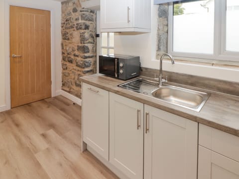 Fridge, dishwasher, electric kettle, toaster