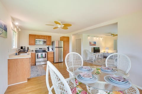 Captain Cook Vacation Rental | 1BR | 1BA | Stairs Required | 769 Sq Ft