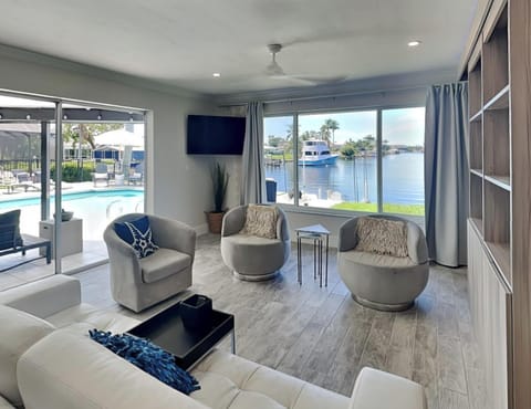 House (3 Bedrooms) | Property amenity