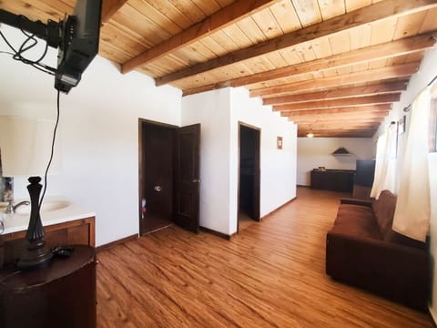 Living room with tv and cable