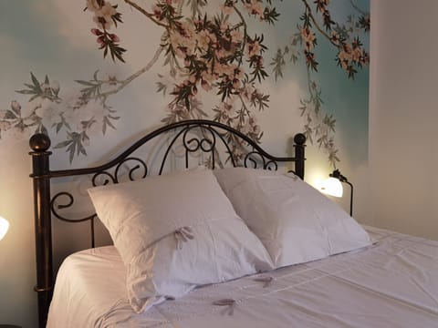 Comfort Suite | Individually decorated, individually furnished, soundproofing, free WiFi