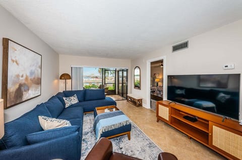 web-or-mls-Living Room 1