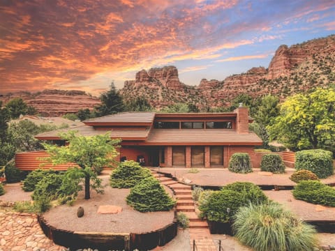 Gorgeous red rock sunsets