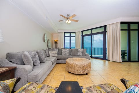 Phoenix West 2502, Orange Beach, Alabama, beach front, 3 bedroom condominium on the 25th floor